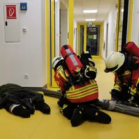 2021-09-28_raumungs-einsatzubung_kindergarten_kemnath_ff-kem_2.jpg