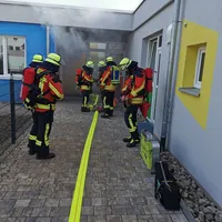 2022-10-05_kemnath_einsatz-evakuierungsubung_kita_am-sonnenhugel_ff-kem_1.jpg
