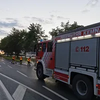 2021-08-02_kemnath_verschmutzte-strasse-nach-motorschaden_denzmichael_2.jpg