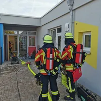 2022-10-05_kemnath_einsatz-evakuierungsubung_kita_am-sonnenhugel_ff-kem_4.jpg
