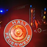 symboldbild-halt-feuerwehr_ff-kem_2021-3.jpg